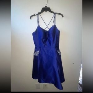 Homecoming dress size L
